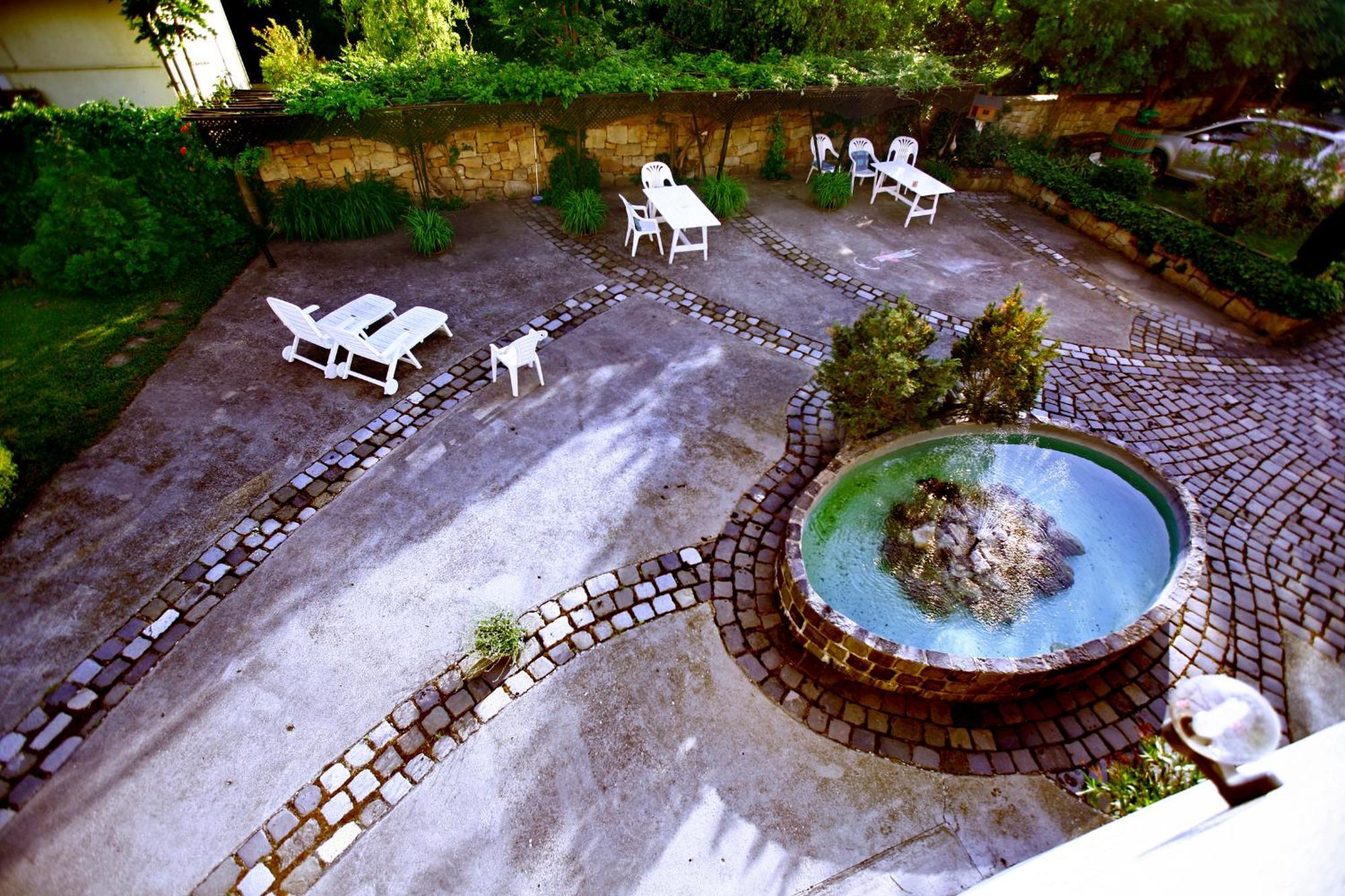 Keszi Panzio Hotel Budakeszi Exterior photo