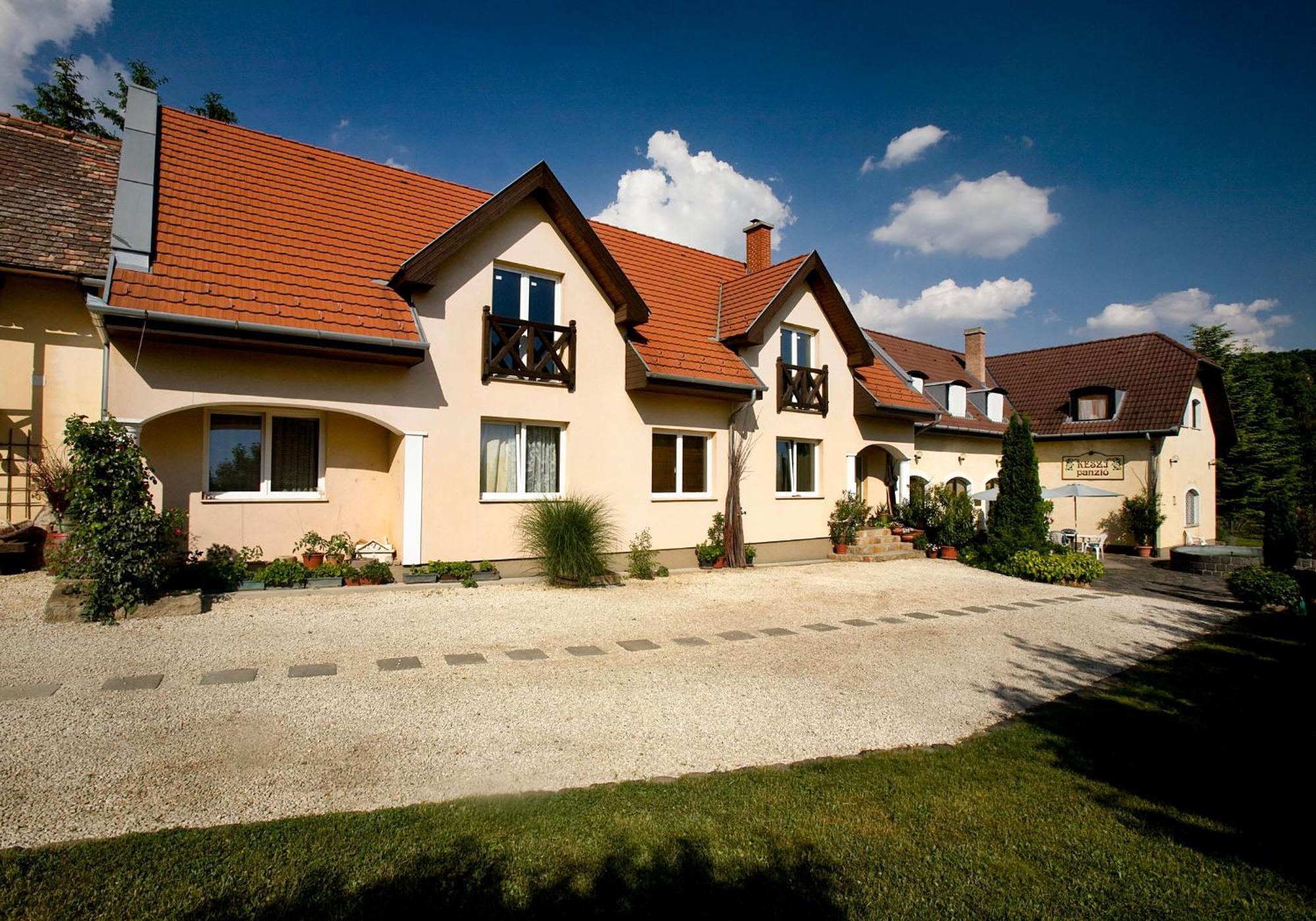 Keszi Panzio Hotel Budakeszi Exterior photo